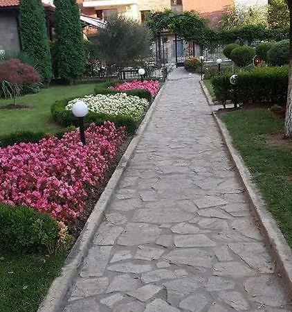 D25 In Apollon 4 Ravda
